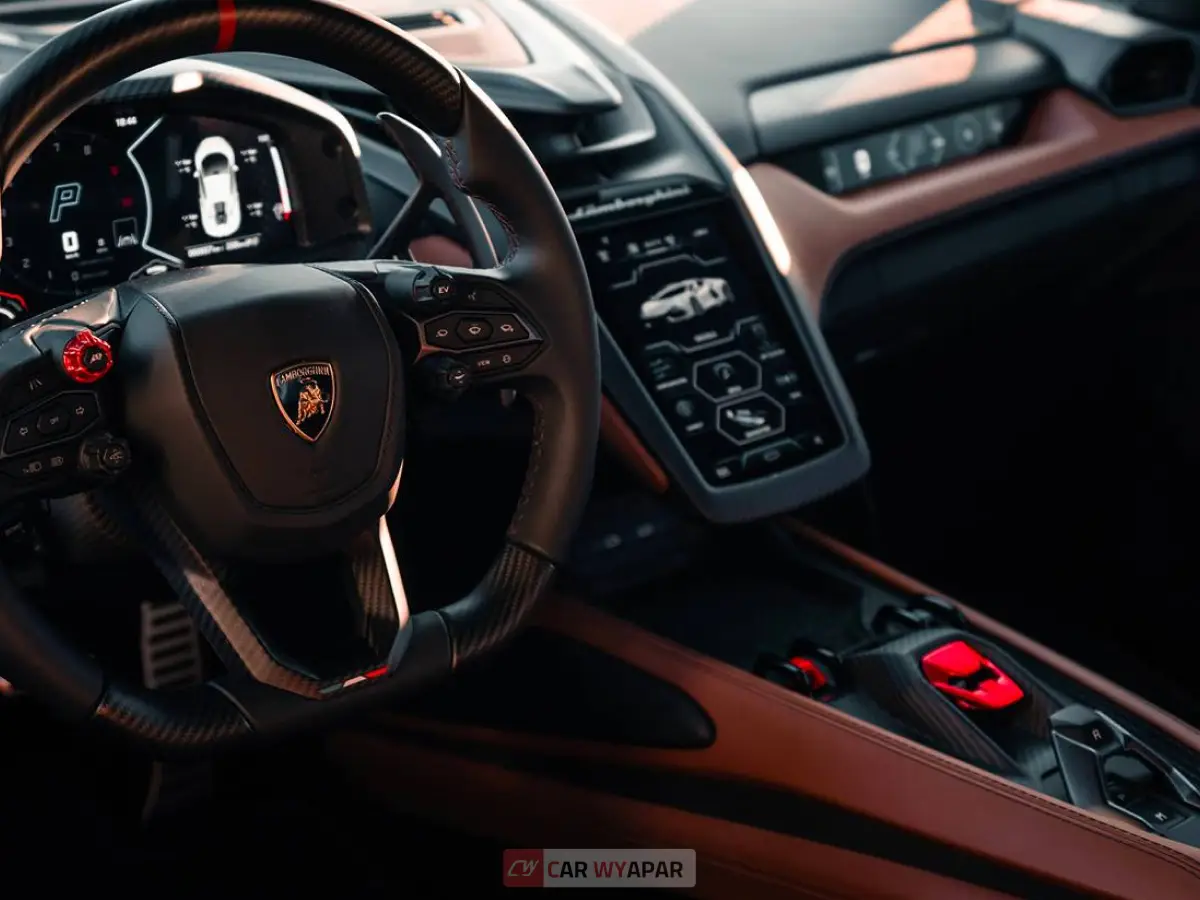 Lamborghini Revuelto